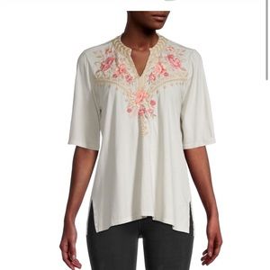 JOHNNY WAS Rianne Top Floral Embroidery Sand S